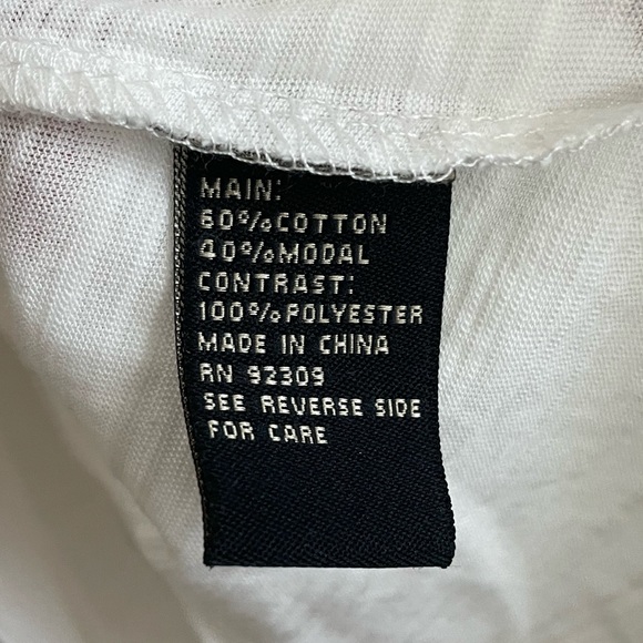 DG2 White Sheer Ruffle Top - Picture 4 of 10